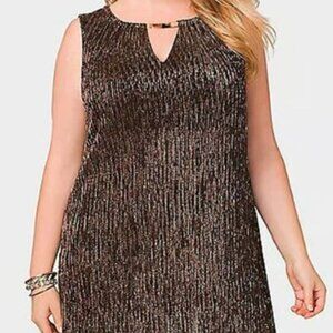 Beyond by Ashley Graham – Woman – Sleeveless Dress – Metallic Gold – Plus size